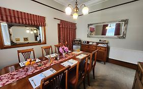 The Fern & Thistle Luxury Accommodation- Drinks, Hotpool, Sauna